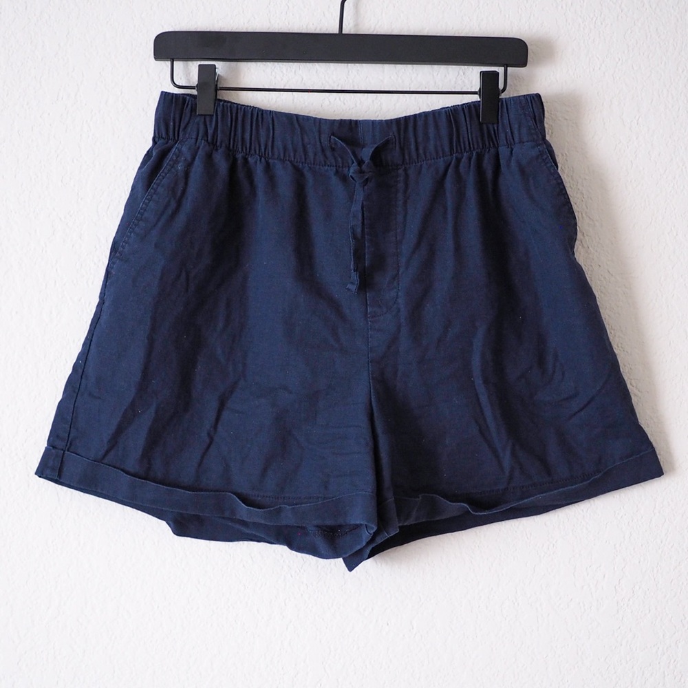 *SOLD* Uniqlo Navy Blue Linen Shorts size 29